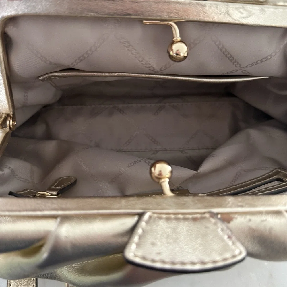 Michael Kors Nola Metallic Gold Leather Gathered Crossbody Clutch Bag SM READ**